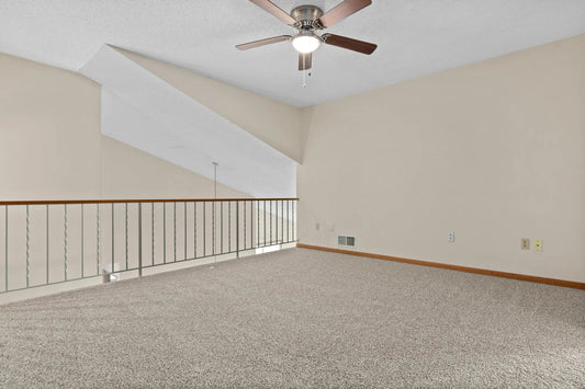 1049 Aston Circle, Burnsville, MN 55337