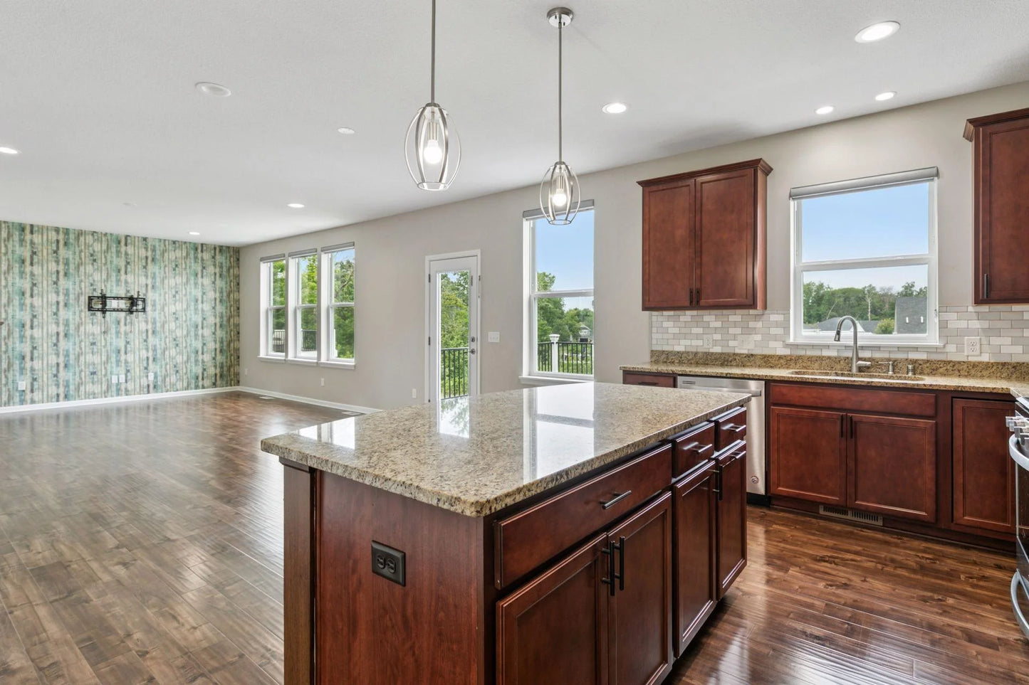 5045 Trillium Cove, Prior Lake, MN 55372