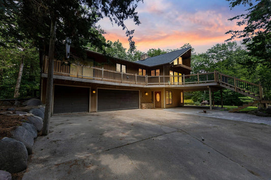 4880 Martindale Street, Prior Lake, MN 55372
