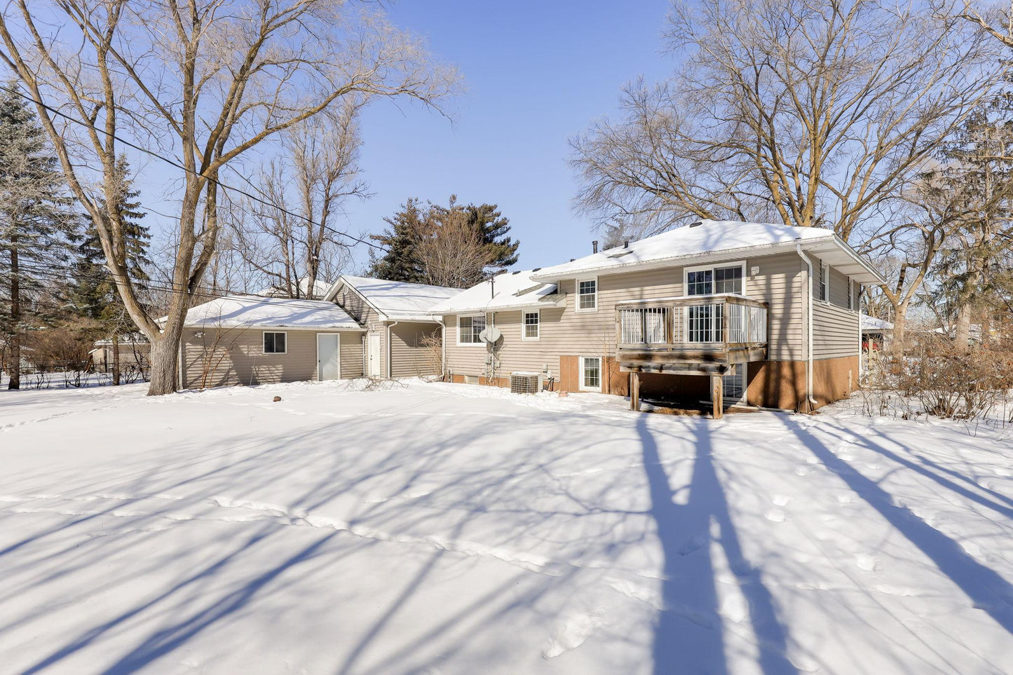 12041 Noon Drive, Dayton, MN 55327