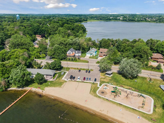 5782 Bartlett Boulevard, Mound, MN 55364