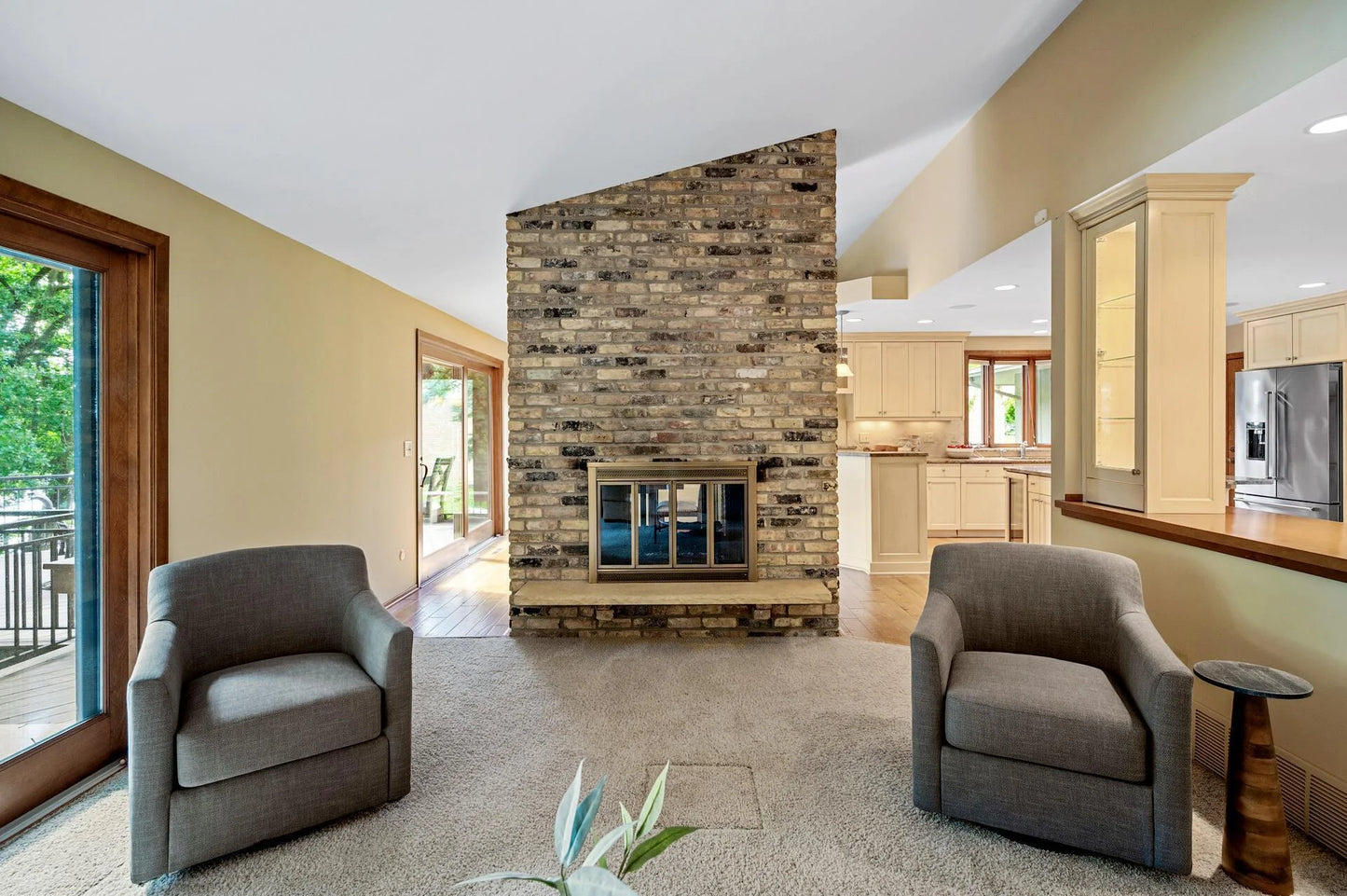 451 Reflection Road, Apple Valley, MN 55124