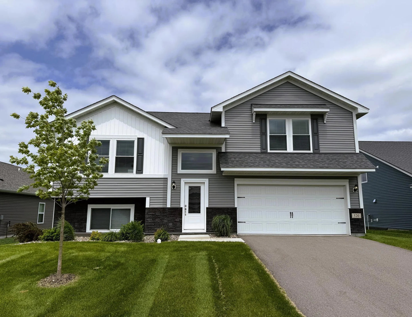 440 Valley Drive, Annandale, MN 55302