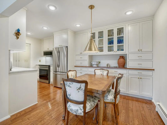 4360 Brookside Court, Edina, MN 55436