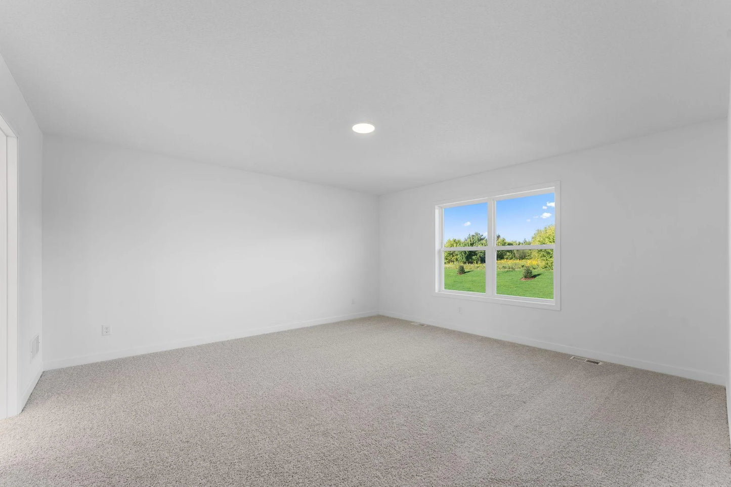 5180 Windlass Drive, Woodbury, MN 55129
