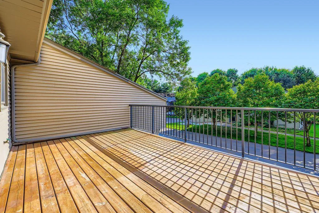 4387 Arden View Court, Arden Hills, MN 55112
