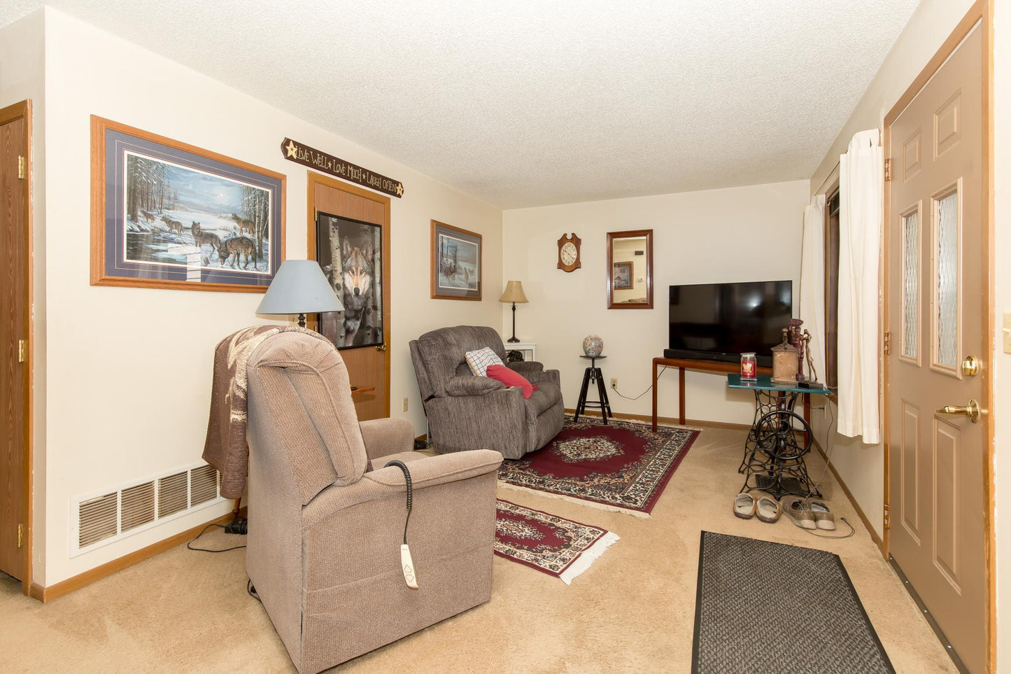 1600 Roundhouse Circle, Shakopee, MN 55379