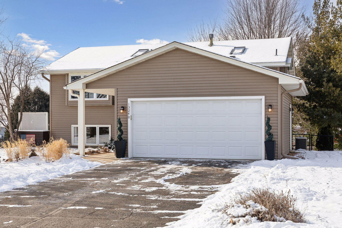 13240 Glenhurst Avenue, Savage, MN 55378