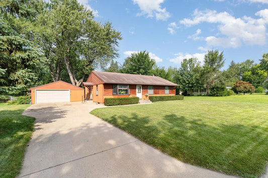 10424 Zenith Avenue, Bloomington, MN 55431