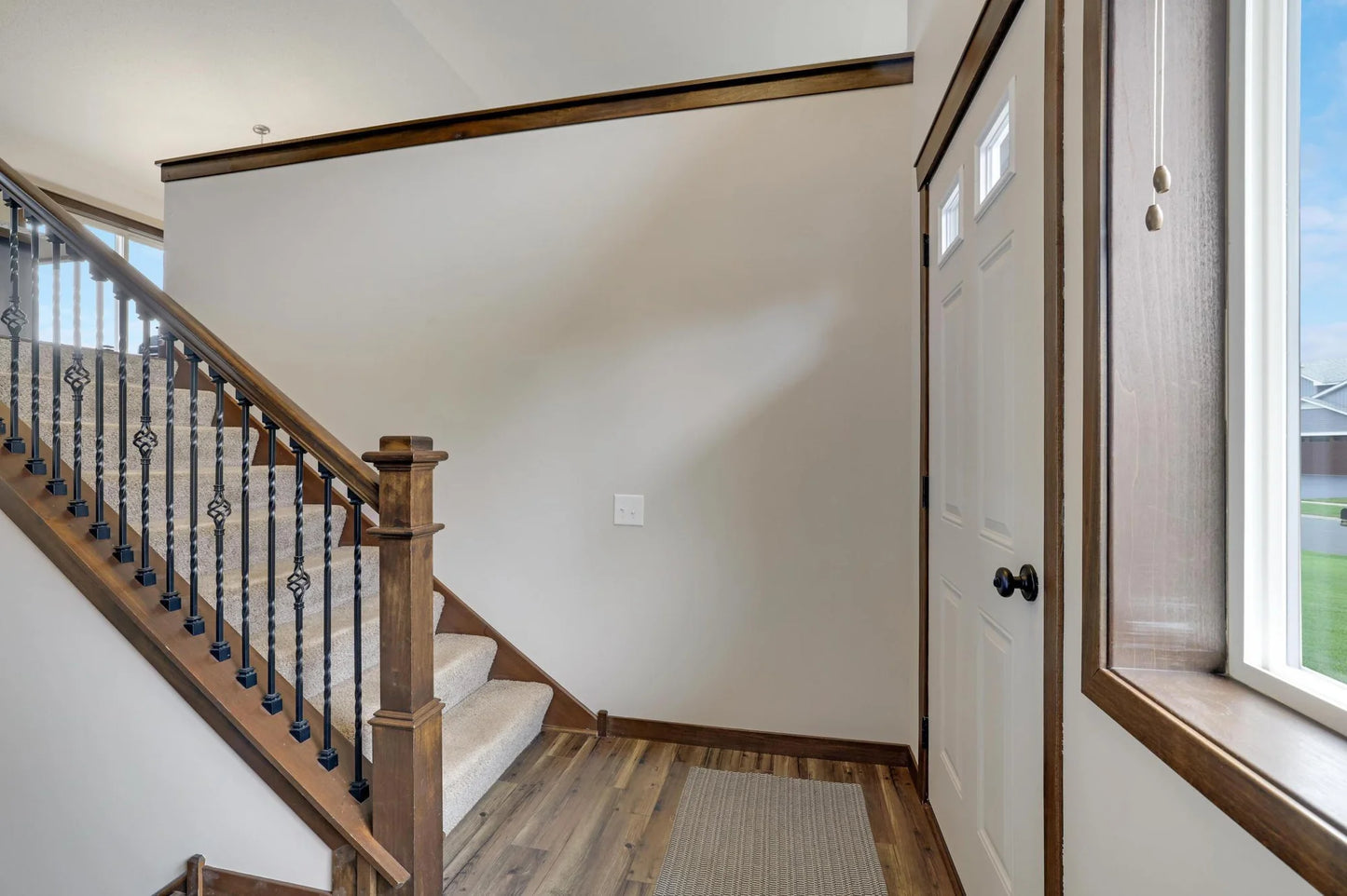 1035 Emerald Street, Hanover, MN 55341