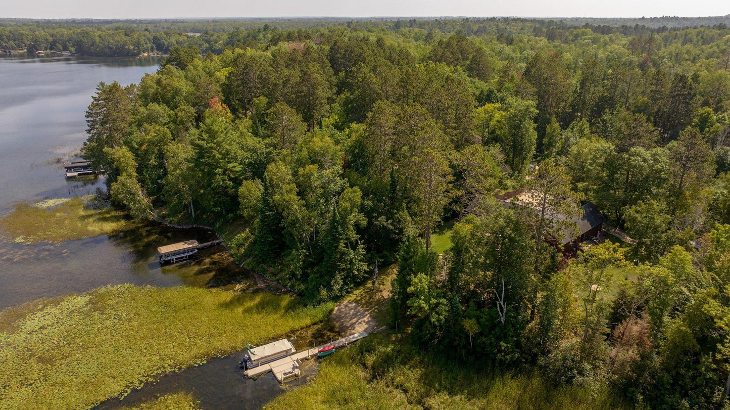 1048 County 11 , Hackensack, MN 56452