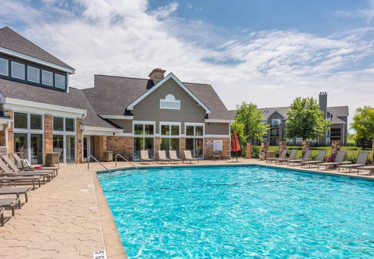 6048 Chasewood Parkway, Minnetonka, MN 55343