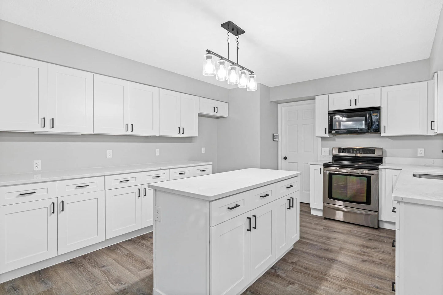 515 Marnie Street, Maplewood, MN 55119