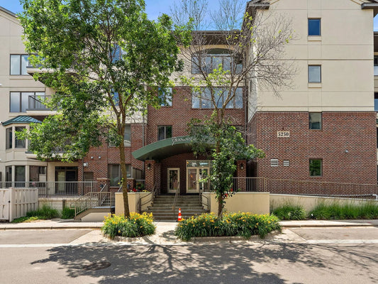 5250 Grandview Square, Edina, MN 55436