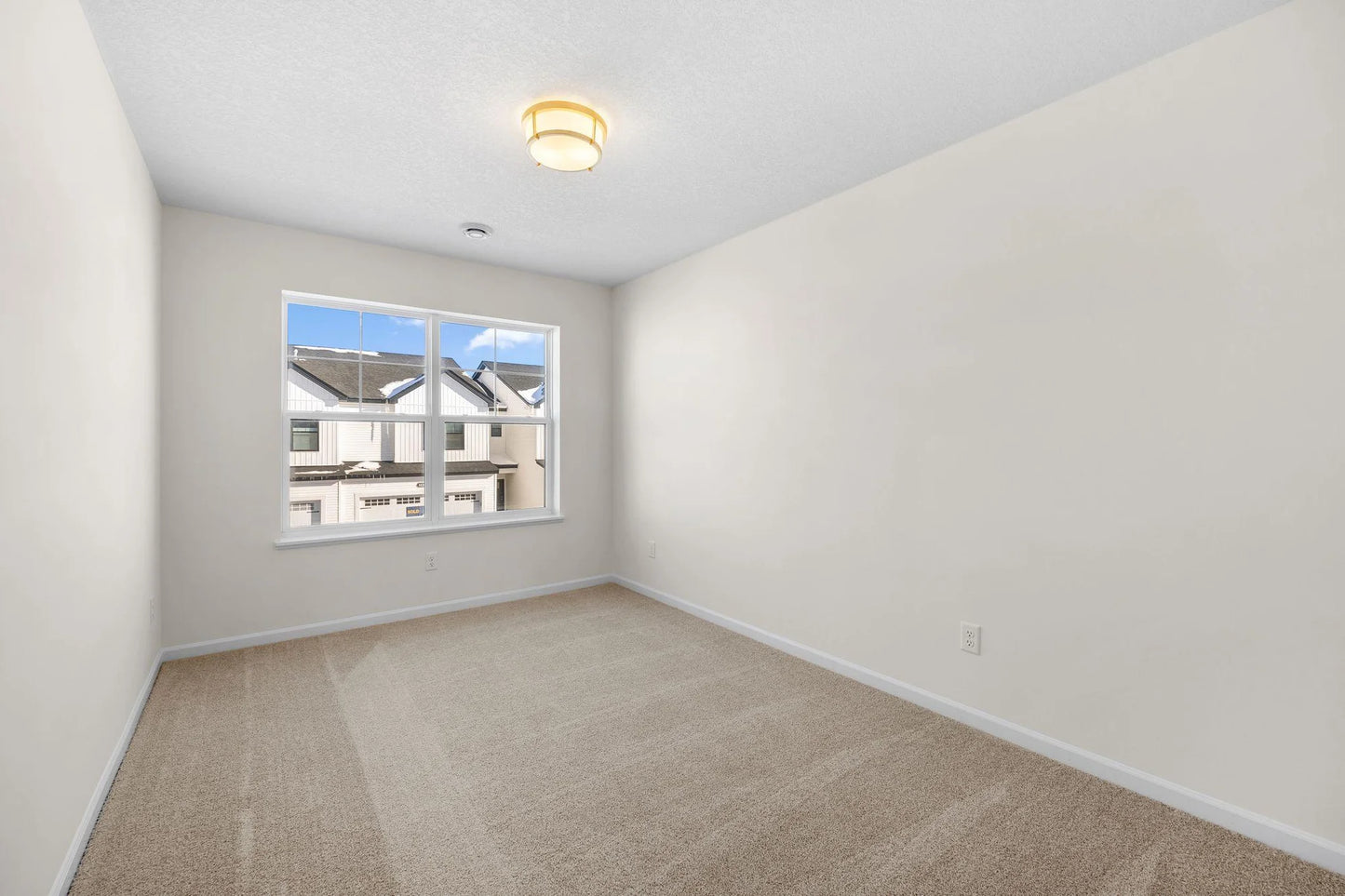 10322 Birchwood Circle, Victoria, MN 55318