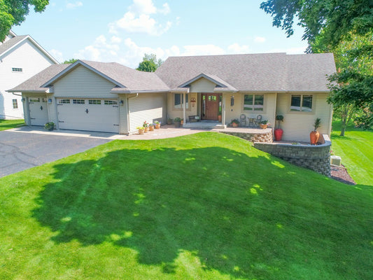 721 Geneva Golf Club Drive, Alexandria, MN 56308