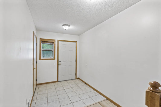 631 Woodduck Drive, Woodbury, MN 55125