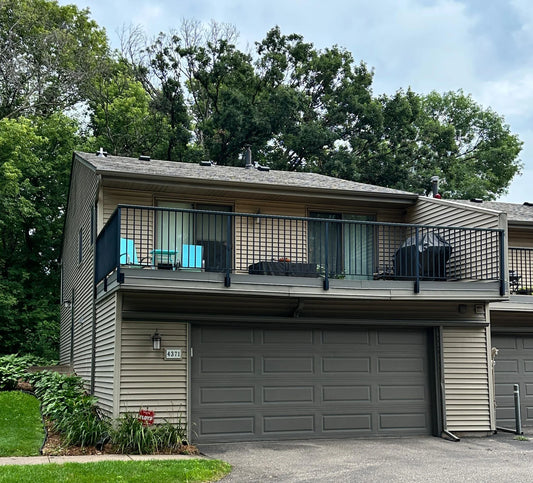 4371 Arden View Court, Arden Hills, MN 55112