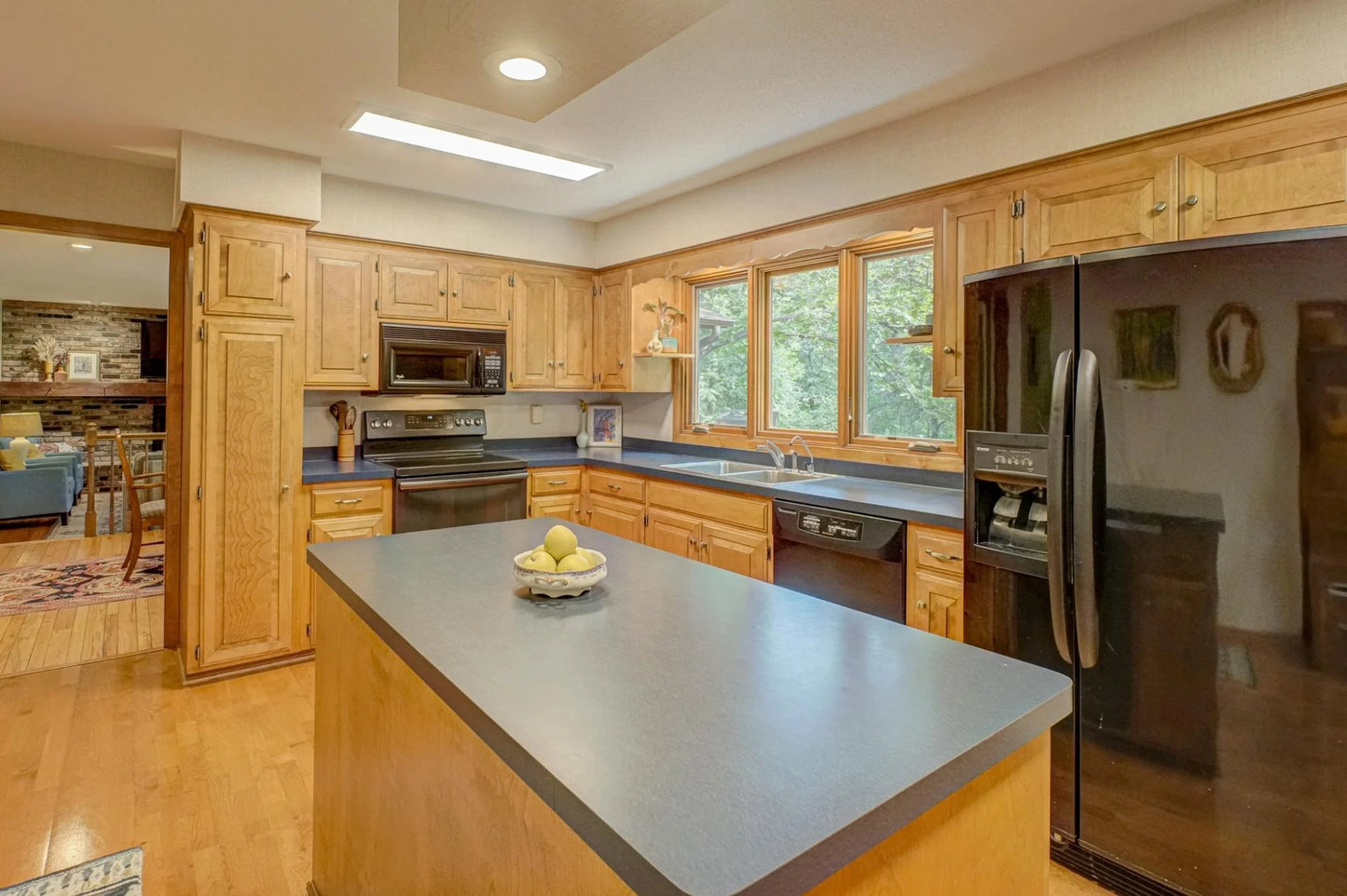 44 Deep Lake Road, North Oaks, MN 55127