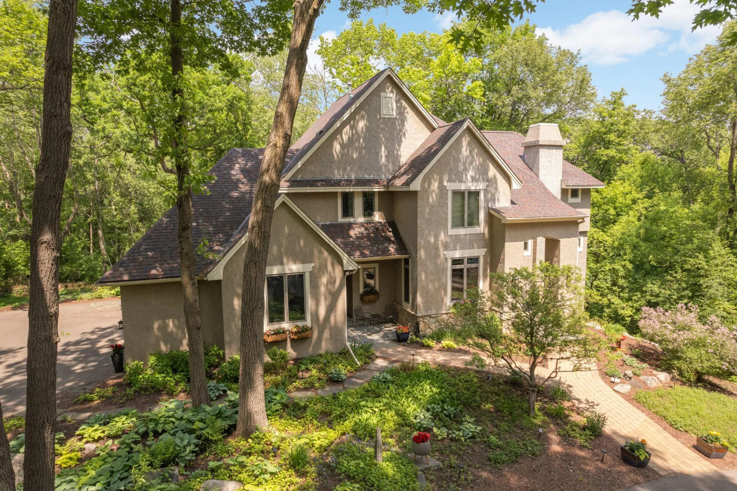4266 Manor Court Road, Minnetonka, MN 55345