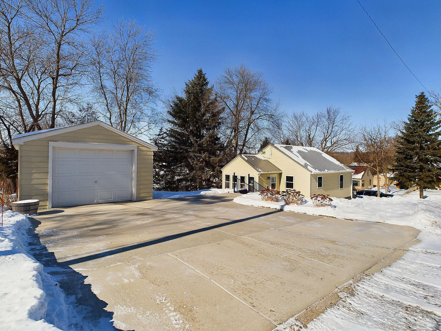 440 1st Avenue, Glenwood, MN 56334