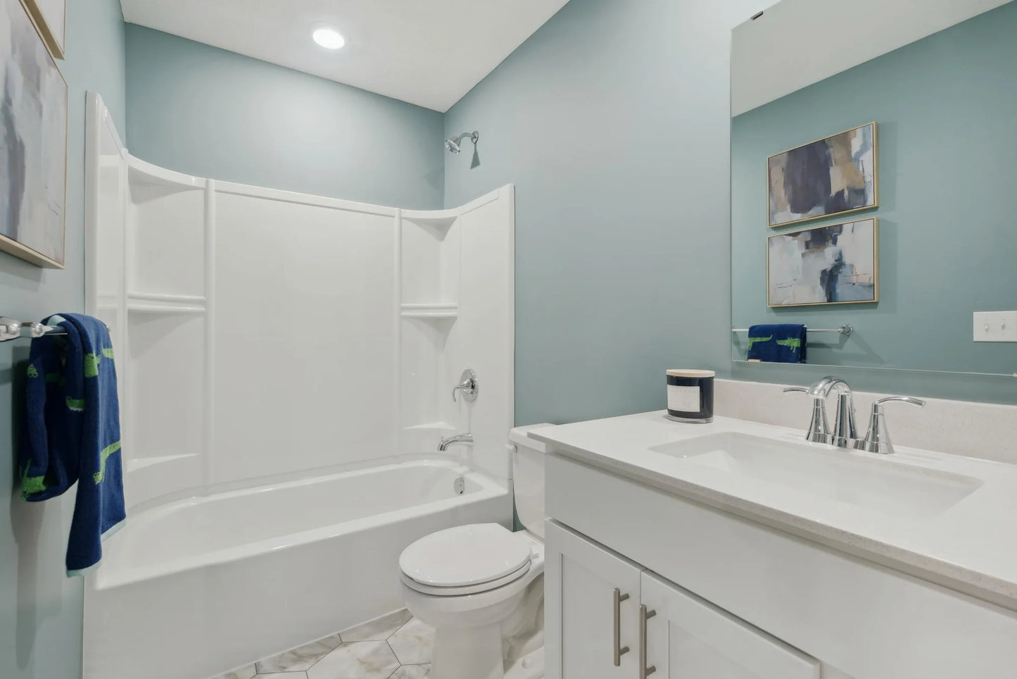 5157 Long Pointe Pass, Woodbury, MN 55129