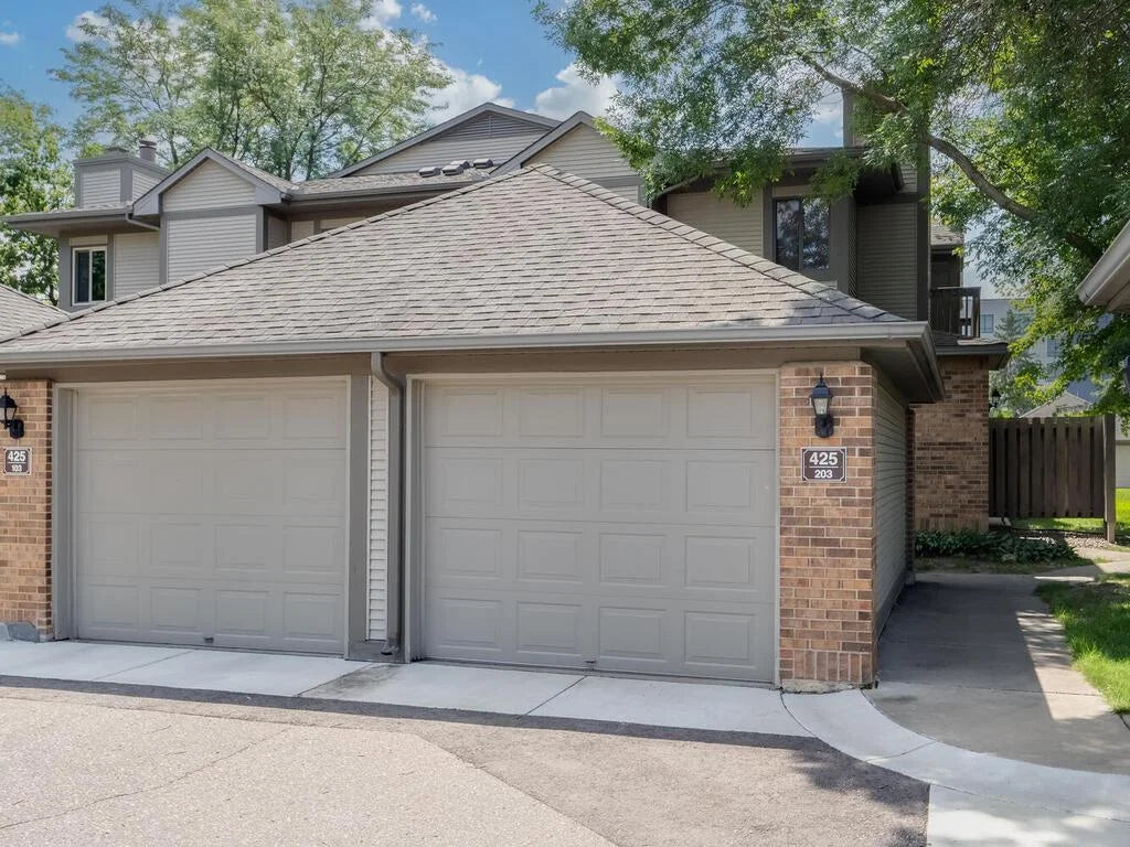 425 Shelard Parkway, Saint Louis Park, MN 55426