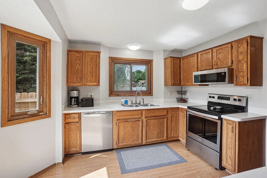 5860 Hodgson Road, Shoreview, MN 55126