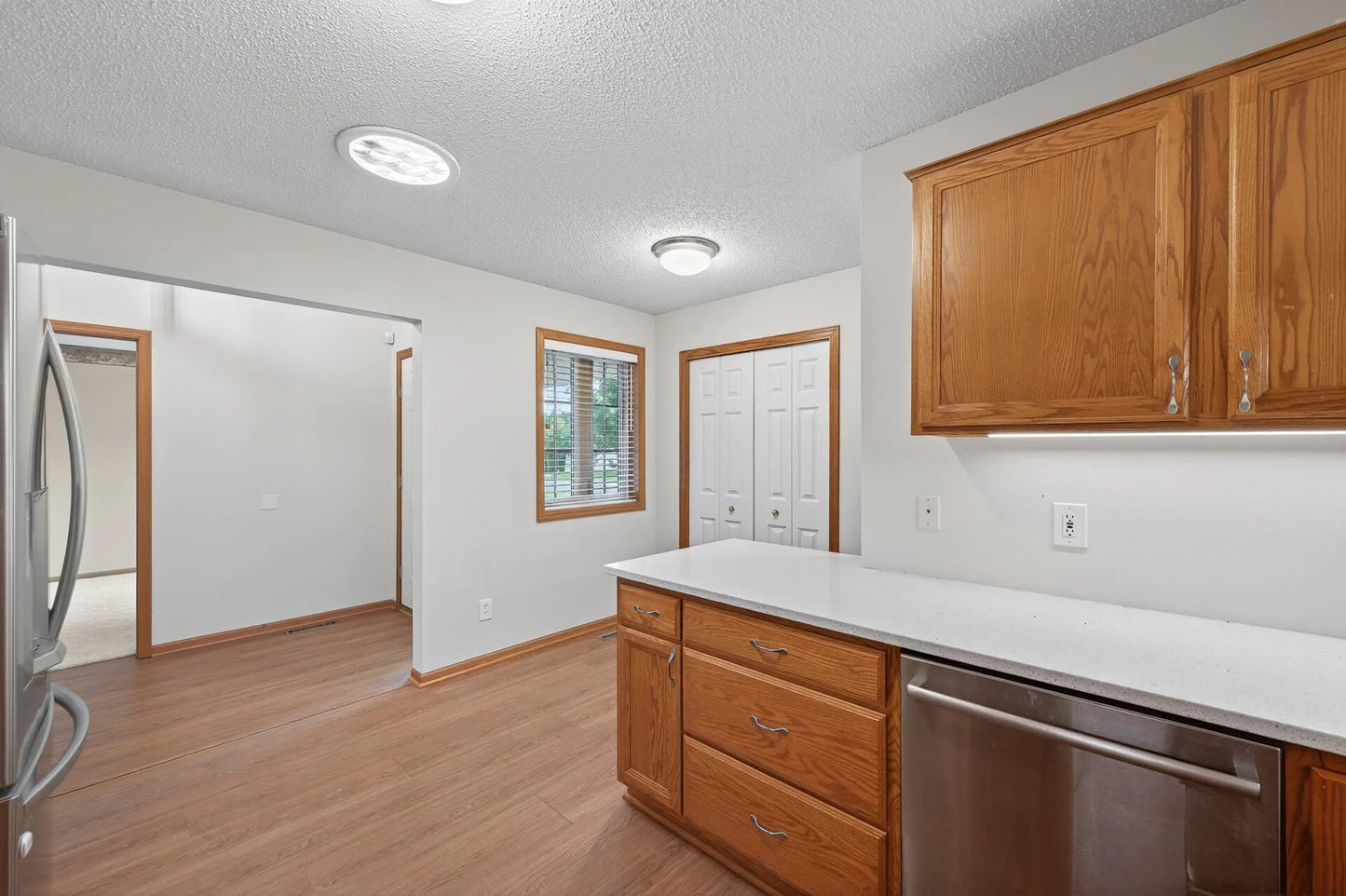 5215 Deerfield Lane, Prior Lake, MN 55372