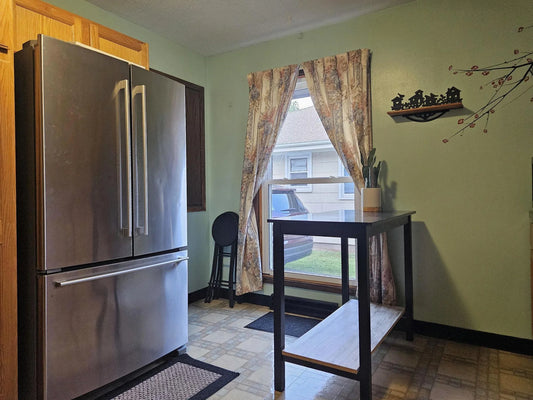 439 Clinton Avenue, Saint Paul, MN 55107