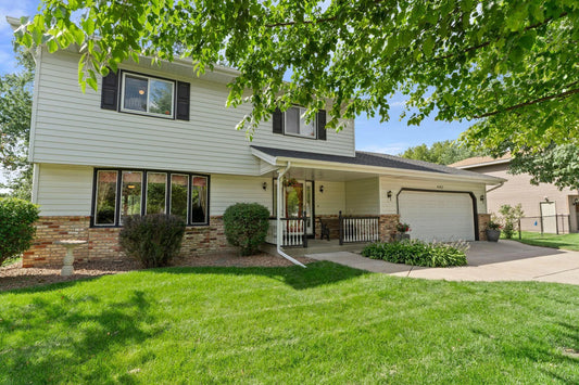 4363 Bramblewood Avenue, Vadnais Heights, MN 55127