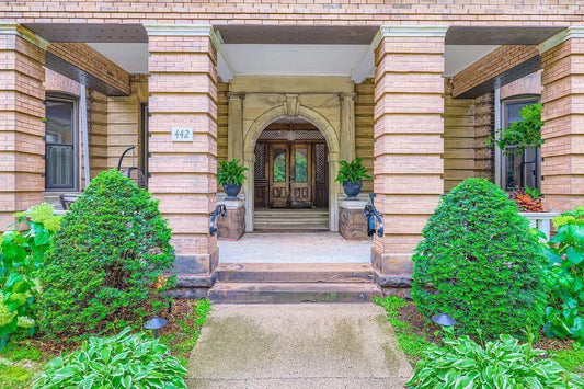 442 Summit Avenue, Saint Paul, MN 55102