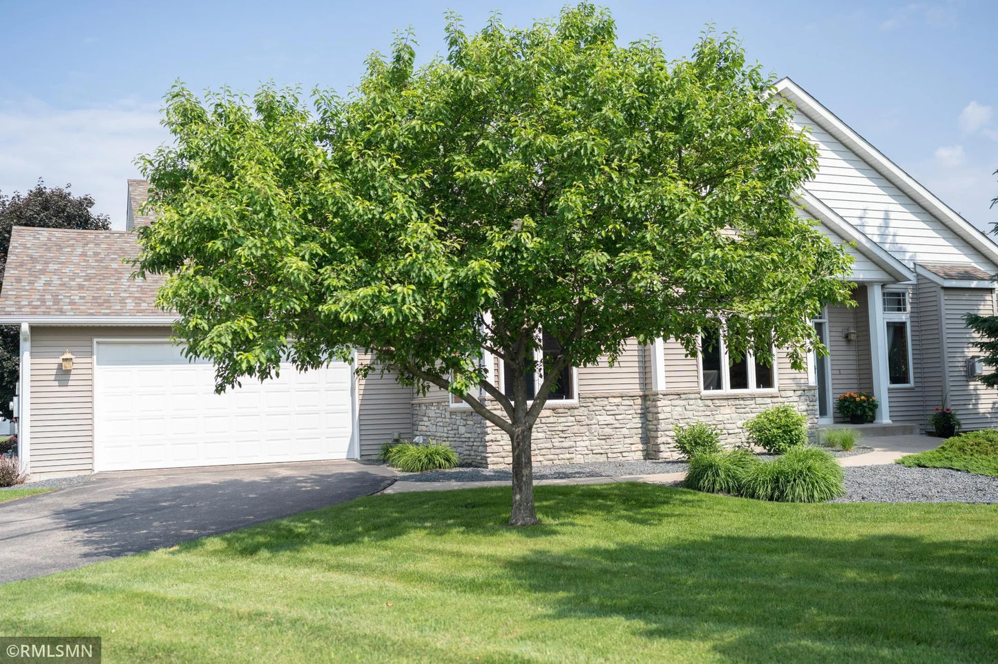 14578 Hunters Lane, Savage, MN 55378