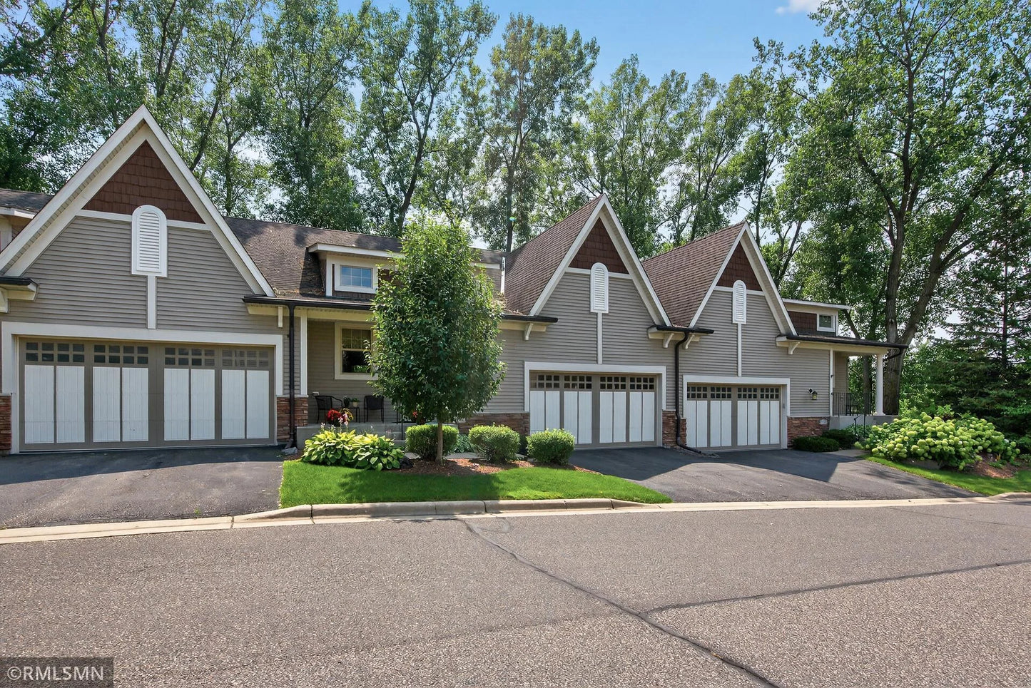 5102 Wild Marsh Drive, White Bear Lake, MN 55110
