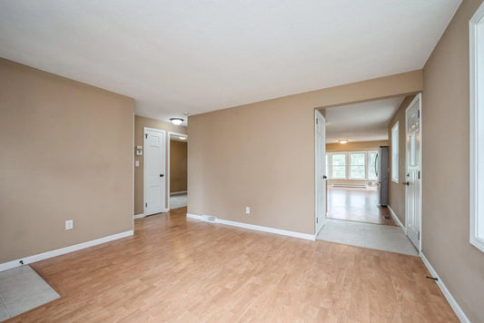 5921 Xerxes Avenue, Minneapolis, MN 55410