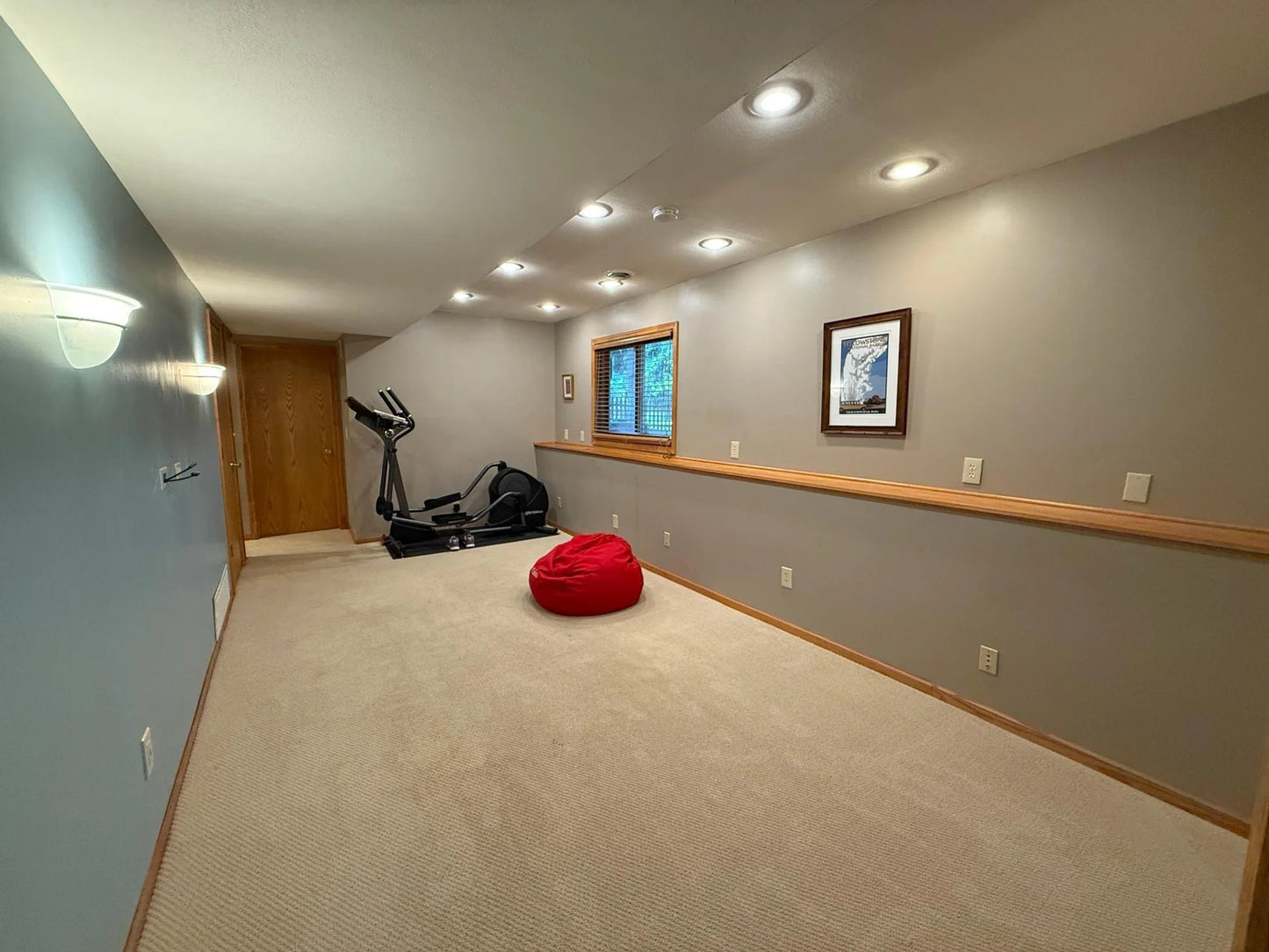 593 Coventry Parkway, Eagan, MN 55123