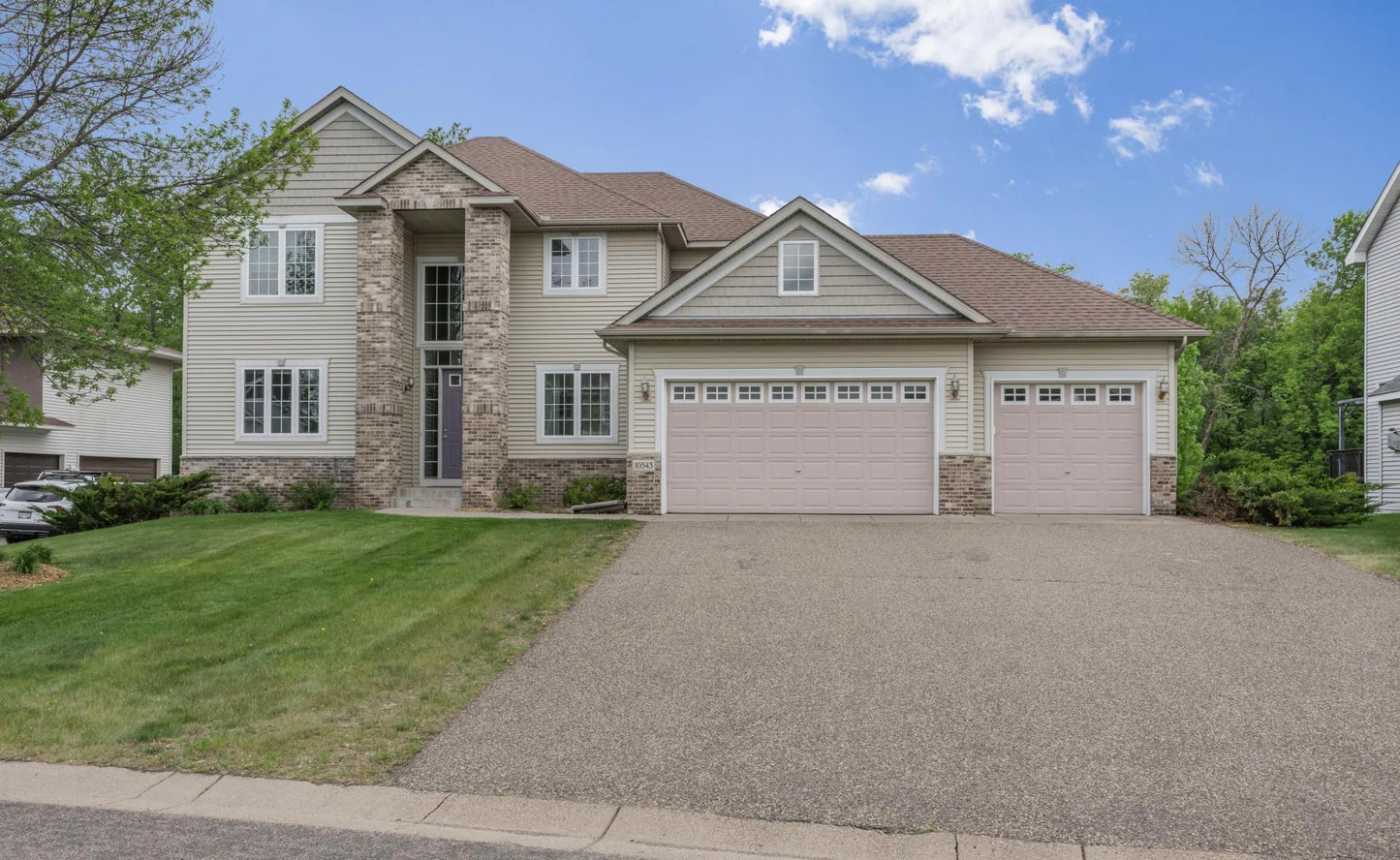 10543 Noble Circle, Brooklyn Park, MN 55443