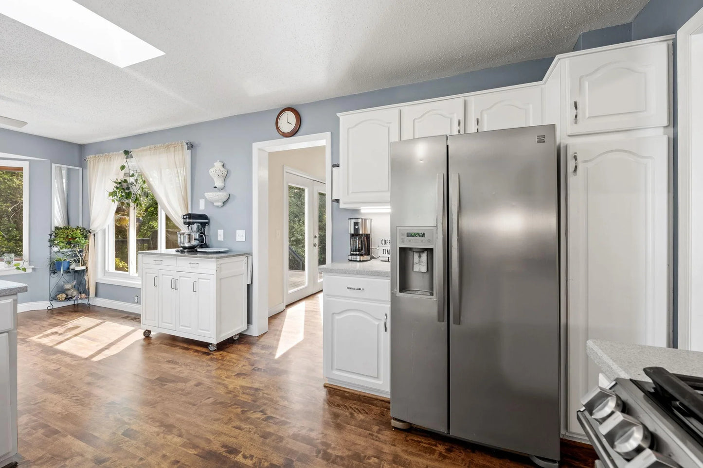 4467 Fawn Ridge Trail, Eagan, MN 55123