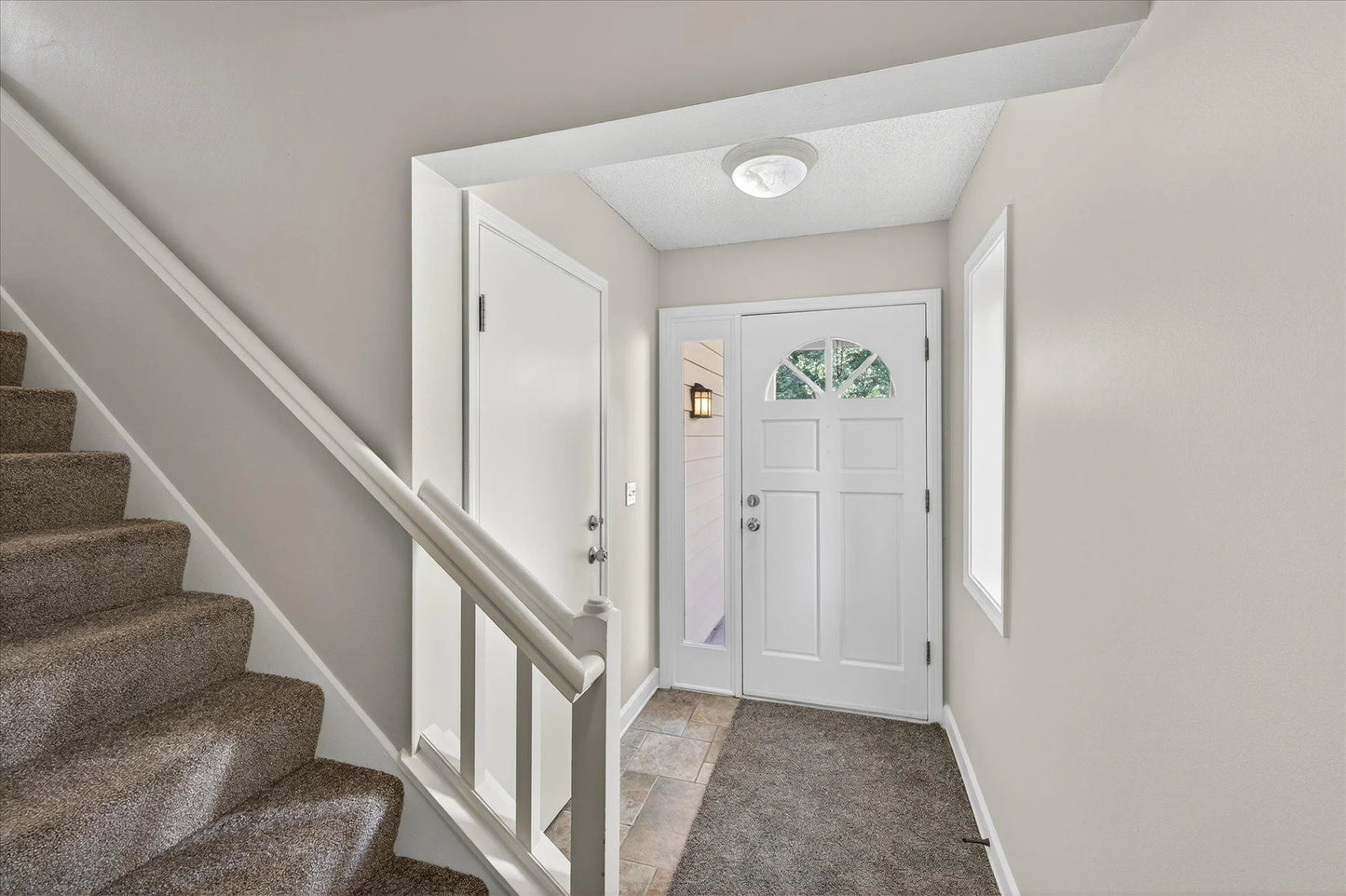 5392 Old Shakopee Circle, Bloomington, MN 55437