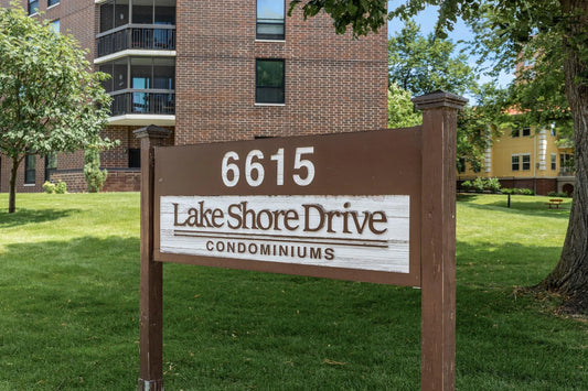 6615 Lake Shore Drive, Richfield, MN 55423