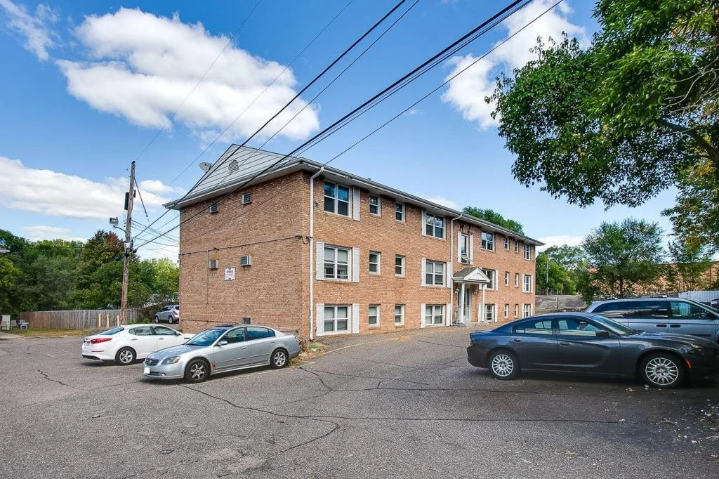 8400 Minnetonka Boulevard, Saint Louis Park, MN 55426