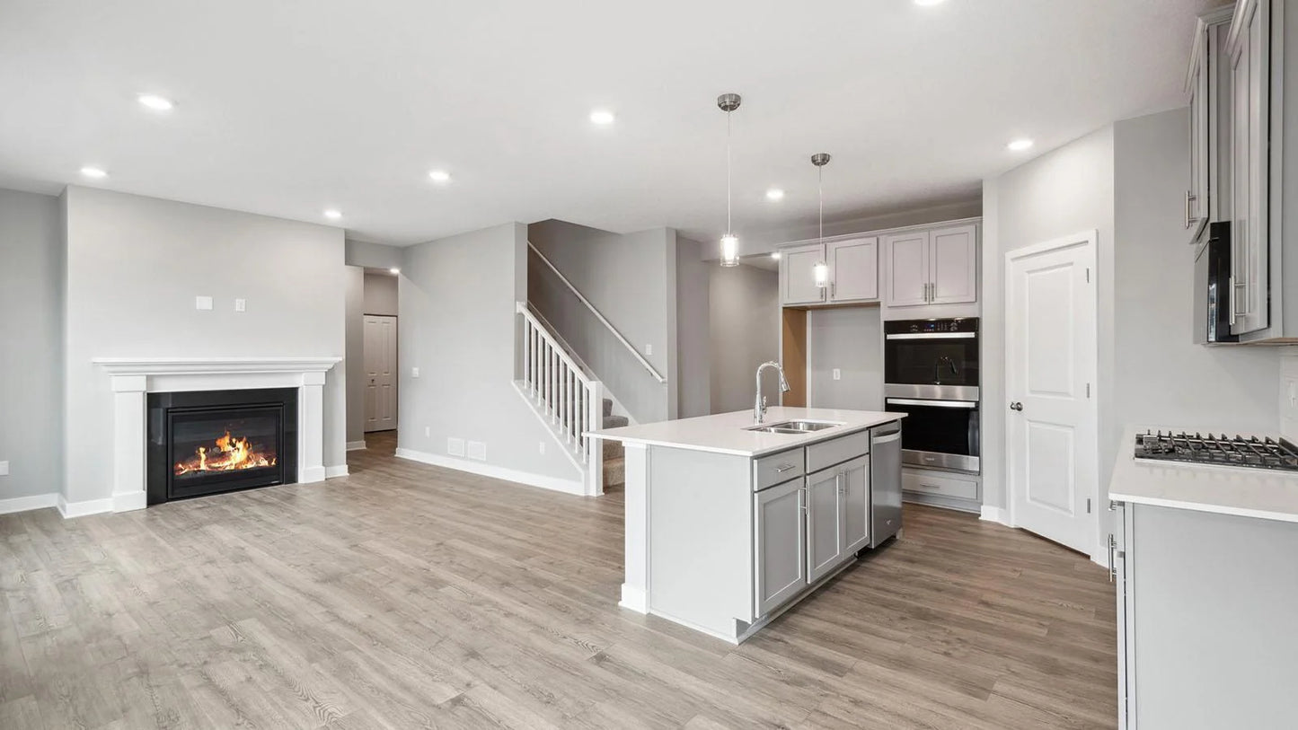 17074 Dimension Avenue, Lakeville, MN 55044