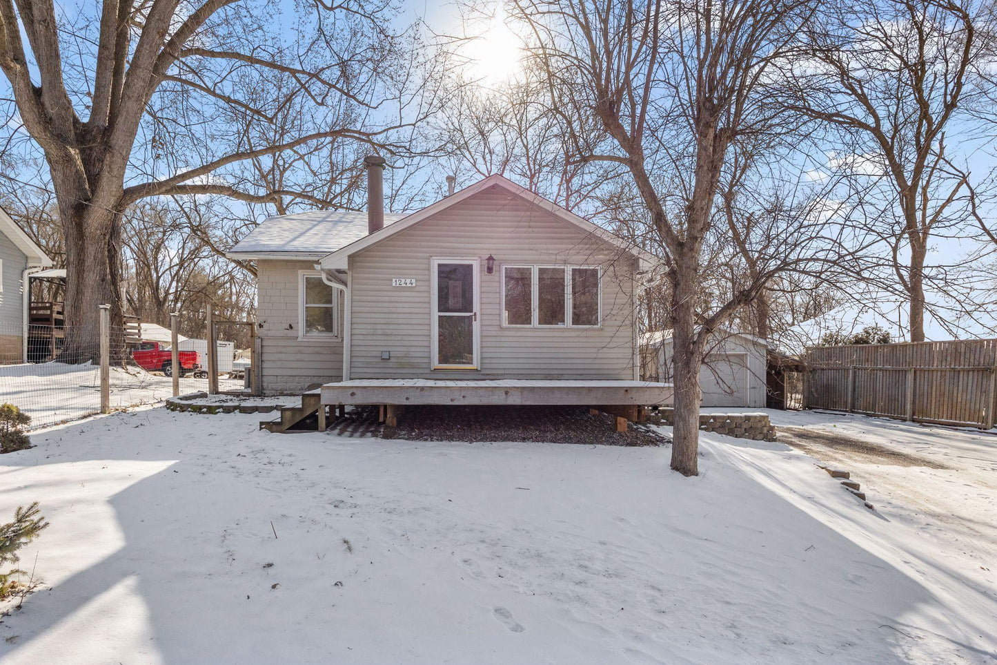 1244 Kohlman Avenue, Maplewood, MN 55109