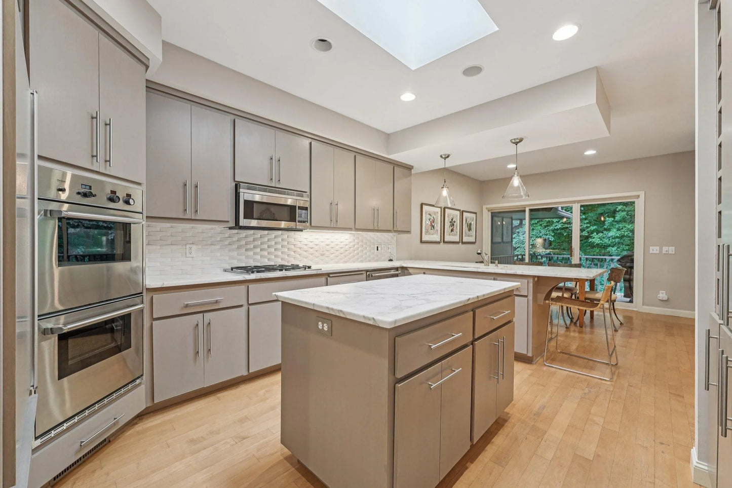 4730 Regents Walk, Shorewood, MN 55331