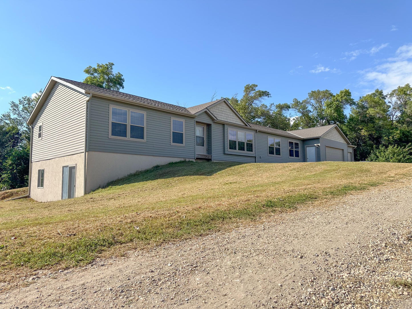 21699 350th Street, Kintire Twp, MN 56214