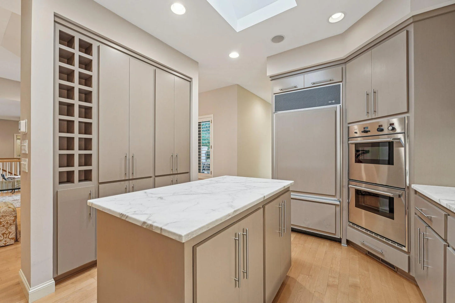 4730 Regents Walk, Shorewood, MN 55331