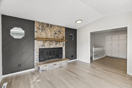 1042 Sibley Street, Shakopee, MN 55379