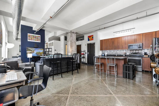 350 Saint Peter Street, Saint Paul, MN 55102