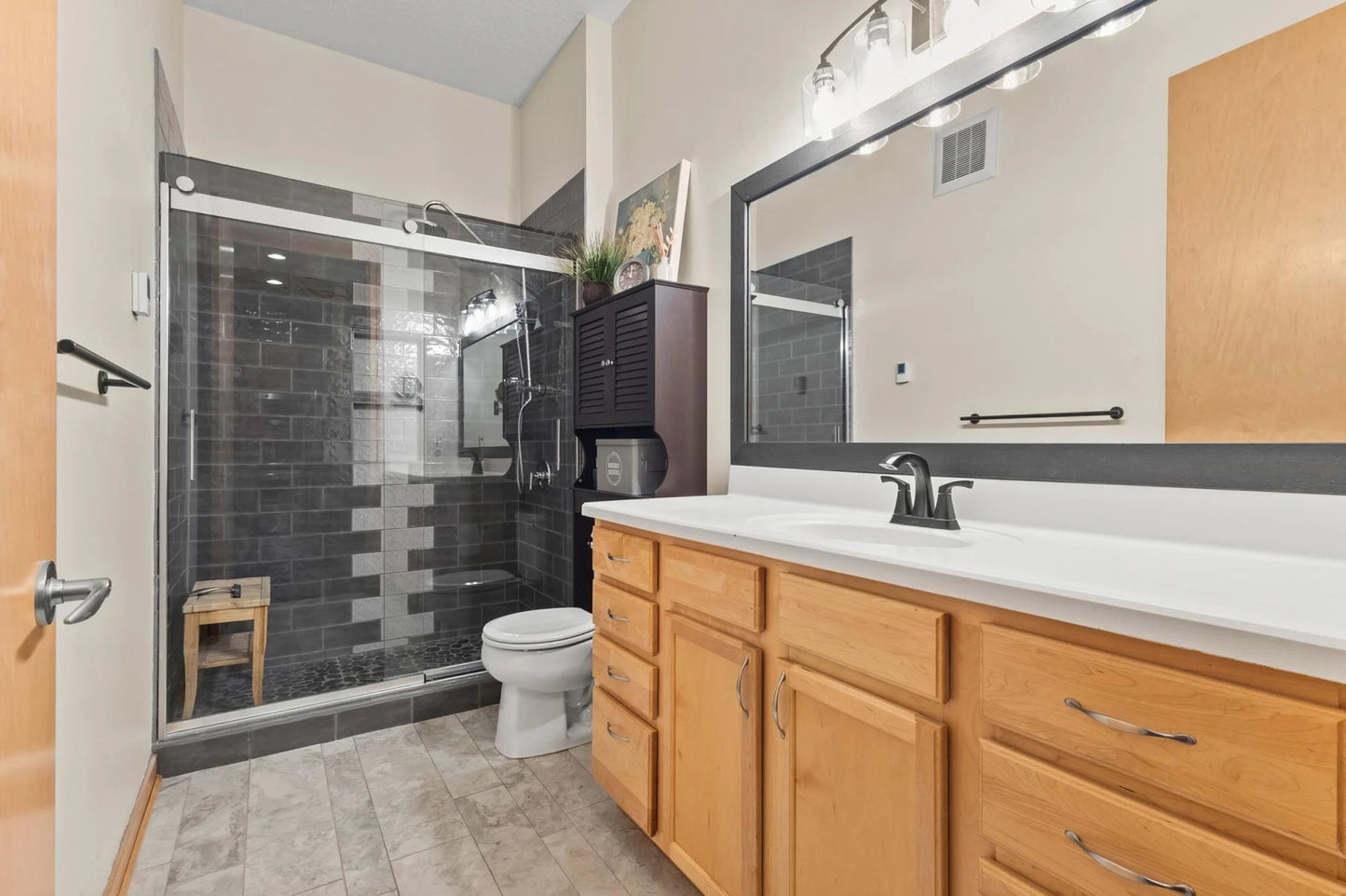 240 Spring Street, Saint Paul, MN 55102