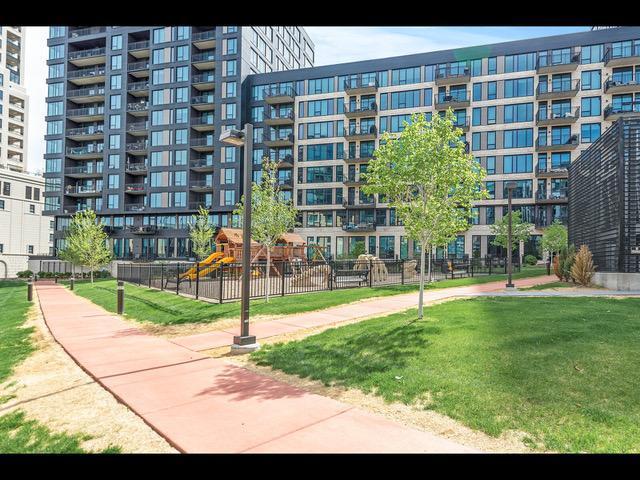 1240 2nd Street, Minneapolis, MN 55415